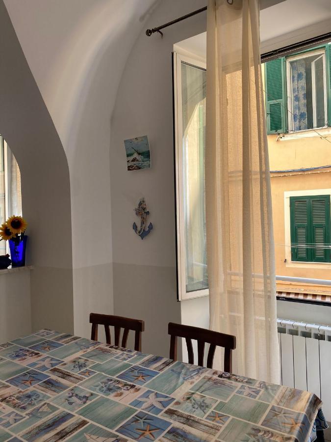 Ferienwohnung Bilocale In Centro Sanremo Exterior foto